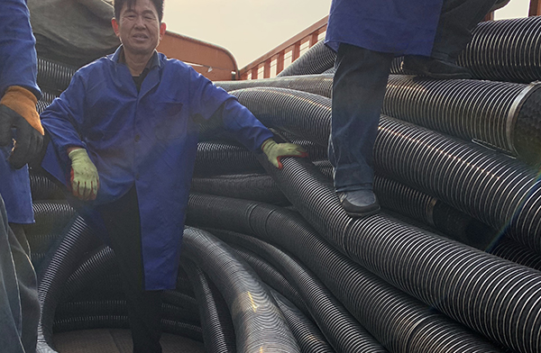 鎧裝膠管的規格型號.jpg 鎧裝膠管的規格型號.jpg